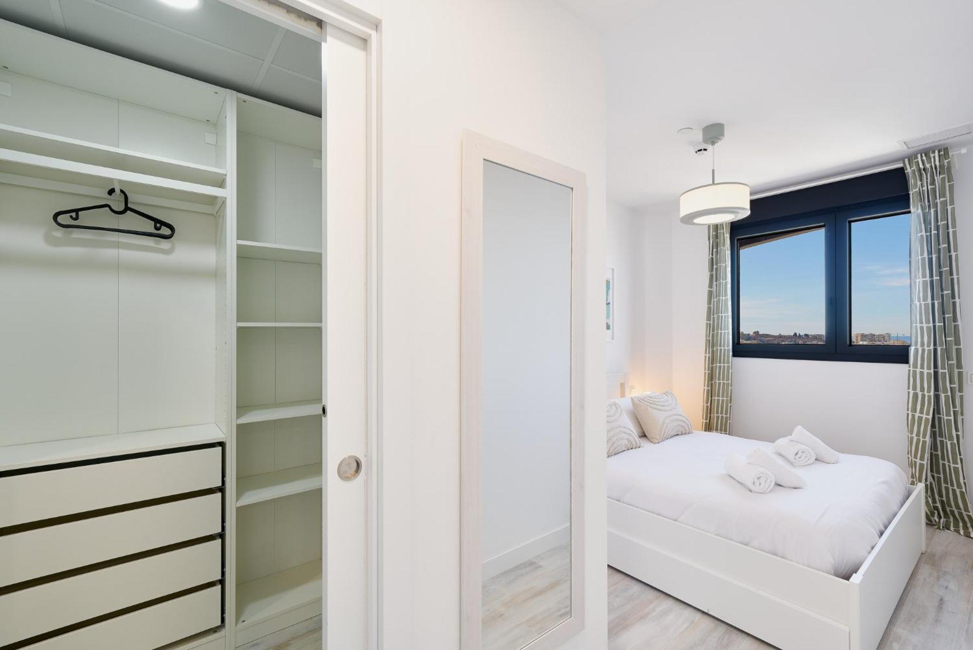 Malaga Skyline By Lovely Rentals Bagian luar foto