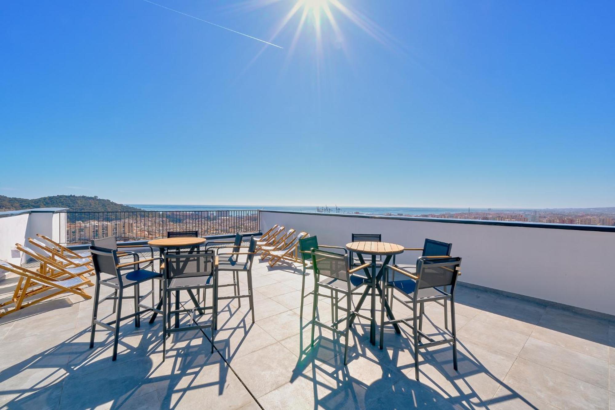 Malaga Skyline By Lovely Rentals Bagian luar foto